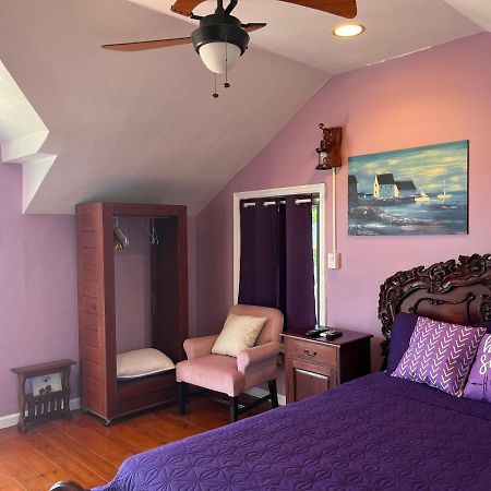 Bay Inn Estates Alice Town  Bagian luar foto
