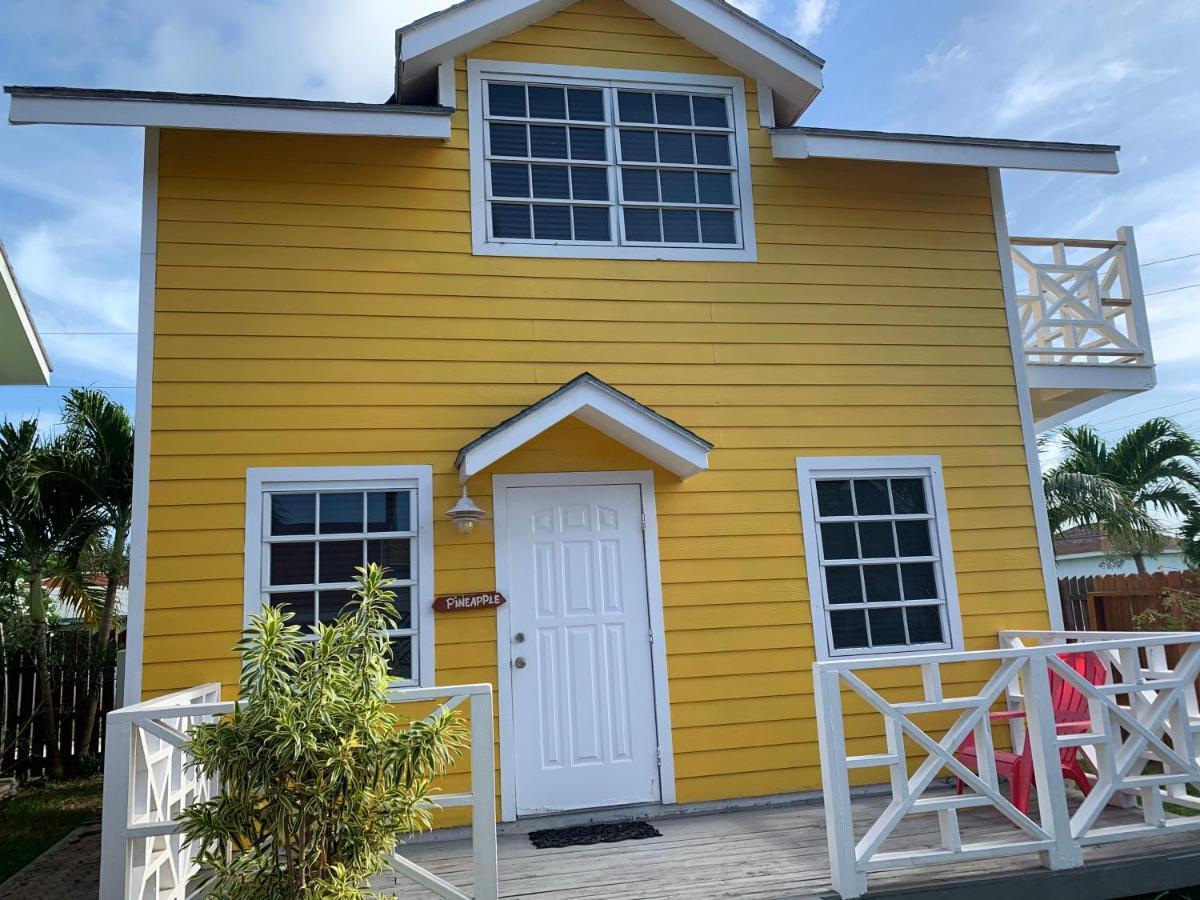 Bay Inn Estates Alice Town  Bagian luar foto