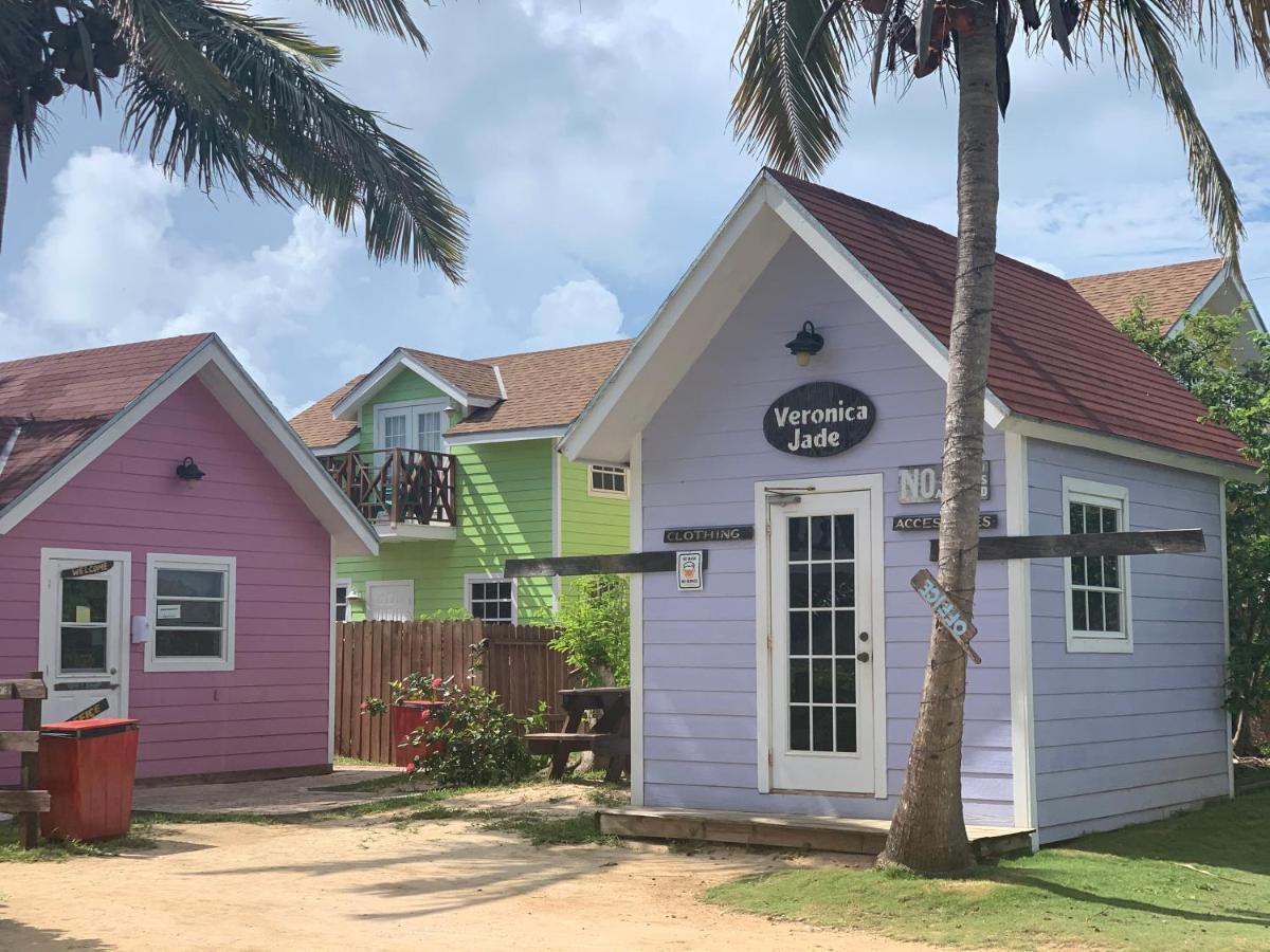 Bay Inn Estates Alice Town  Bagian luar foto